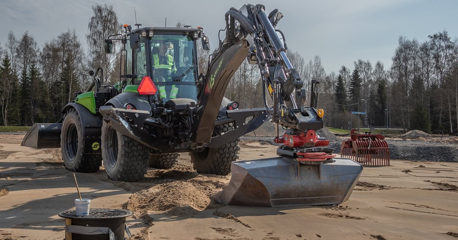 Juha_Vuoti_Lannen8700M_multipurpose_machine_1200x630px3